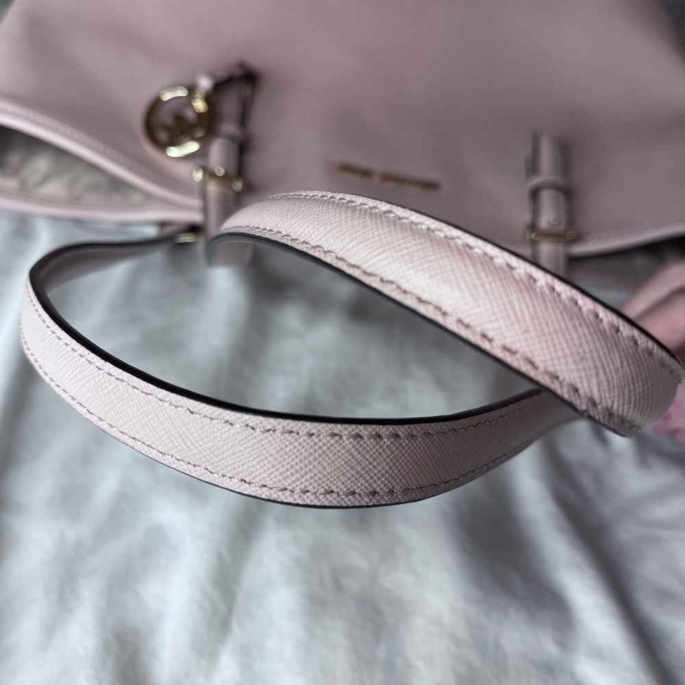 Michael Kors Women's Blush Pink Tote Bag - Picture 14 of 16